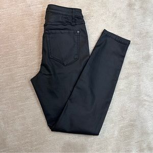 INC International Concepts Coated Jeans Size 6/28 New